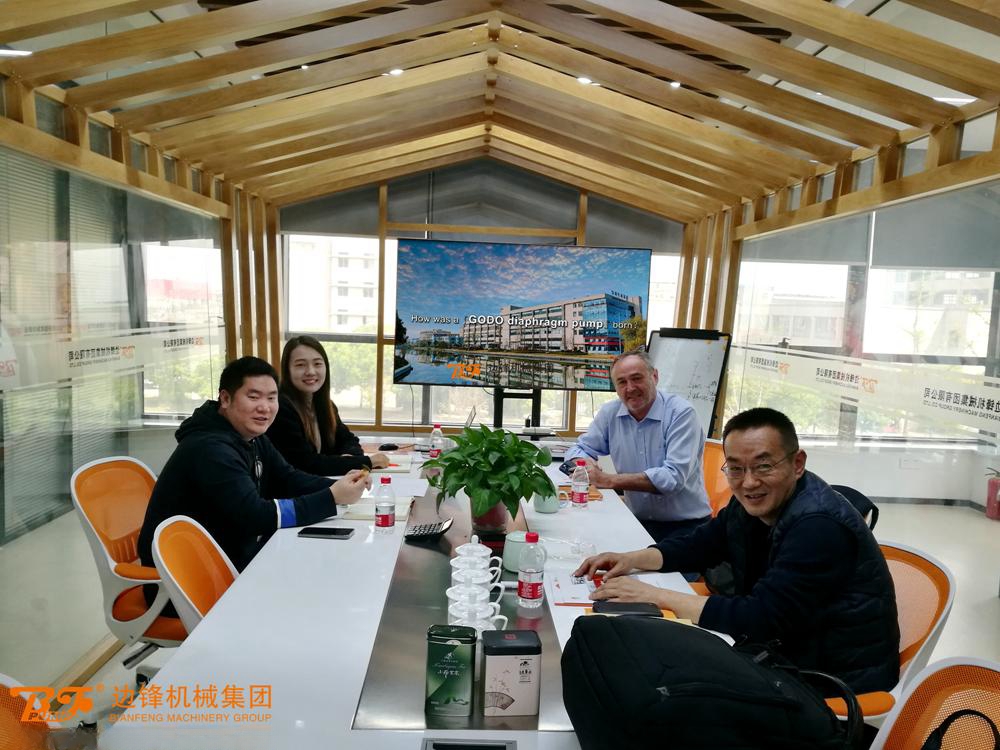 4f332b5b214b0472 4f332b5b214b0472