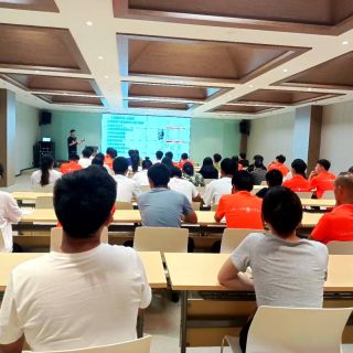 黄金城集团集团开展新一轮“营销选型培训”工作