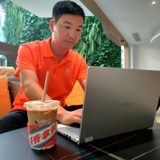 “酱香拿铁”刷屏背后，黄金城集团卫生泵聚焦酒水行业生产线