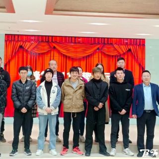 享受竞技，尽显青春风采！黄金城集团集团开展趣味运动会活动